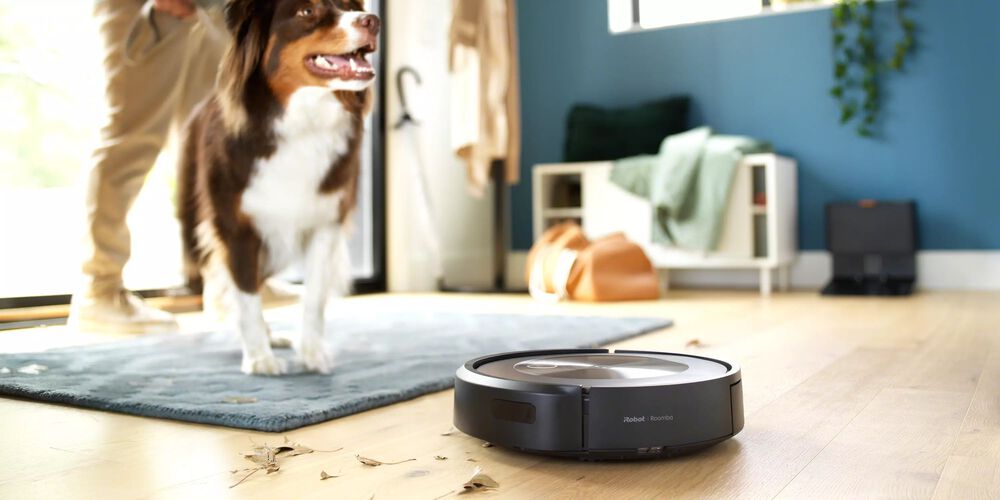 The smartest, most powerful robot vacuum yet for rough, or fine, debris pickup.&sup1;